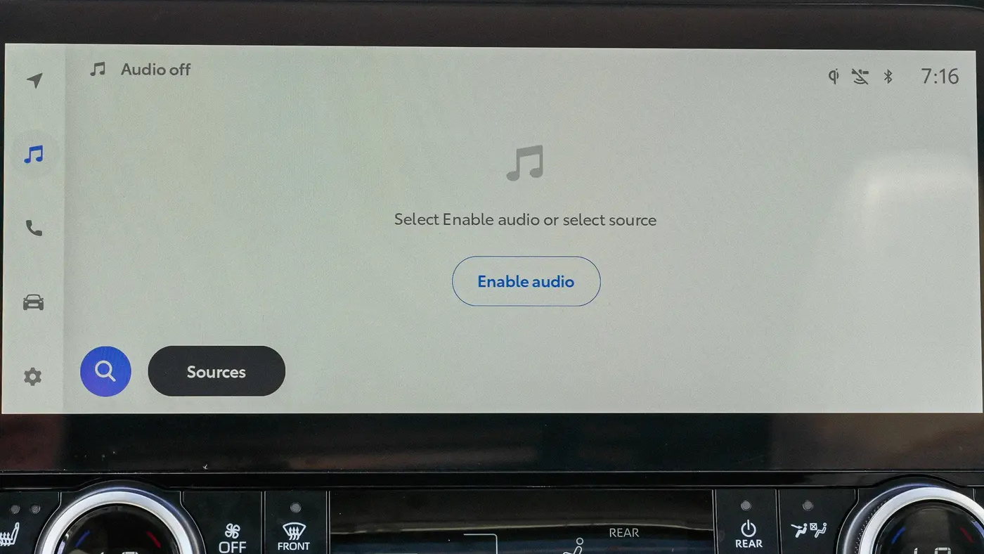 2025 Toyota Highlander Hybrid XLE