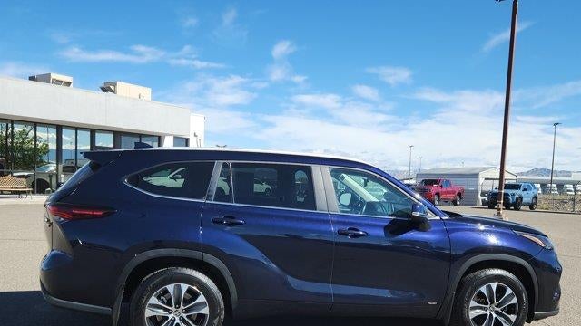 2025 Toyota Highlander Hybrid XLE