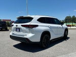 2025 Highlander Hybrid Thumbnail 7