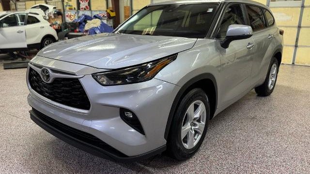 Preowned 2023 Toyota Highlander LE for Sale