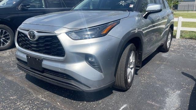 2023 Toyota Highlander LE