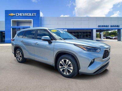 2024 Toyota Highlander XLE 4DR SUV