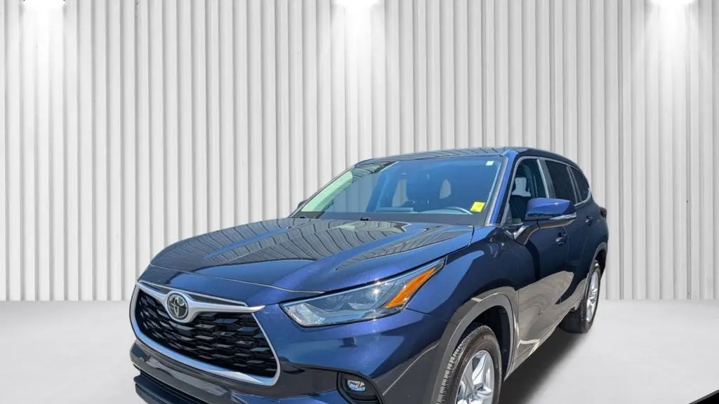 Preowned 2025 Toyota Highlander LE for Sale