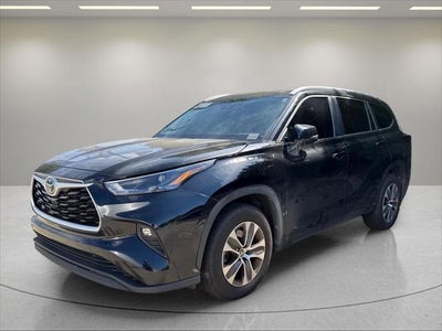 2023 Toyota Highlander XLE 4DR SUV