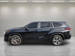 2023 Highlander Thumbnail 2
