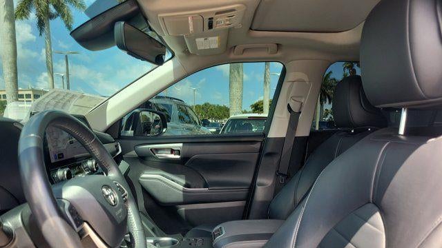 2023 Toyota Highlander LE