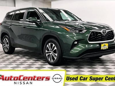 Photo of a 2024 Toyota Highlander XLE 4DR SUV for sale