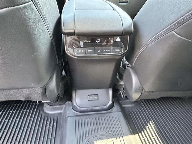 2024 Toyota Highlander - $39,393