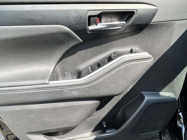 2024 Toyota Highlander - $39,393