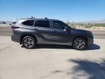 2025 Highlander Thumbnail 4