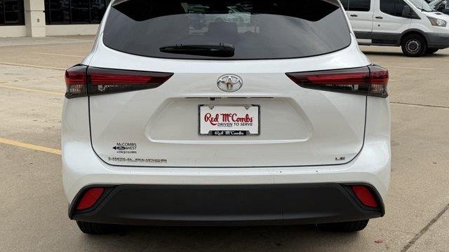 2025 Toyota Highlander LE