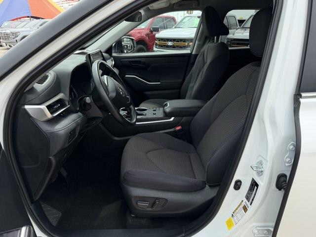 2025 Toyota Highlander - $36,874