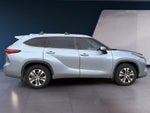 2023 Highlander Thumbnail 6