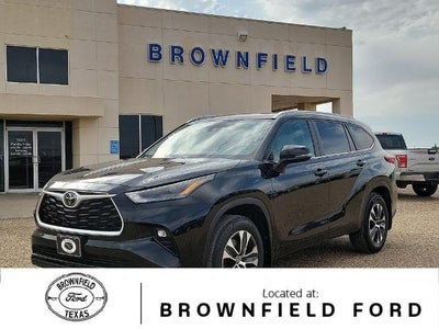 2023 Toyota Highlander LE 4DR SUV