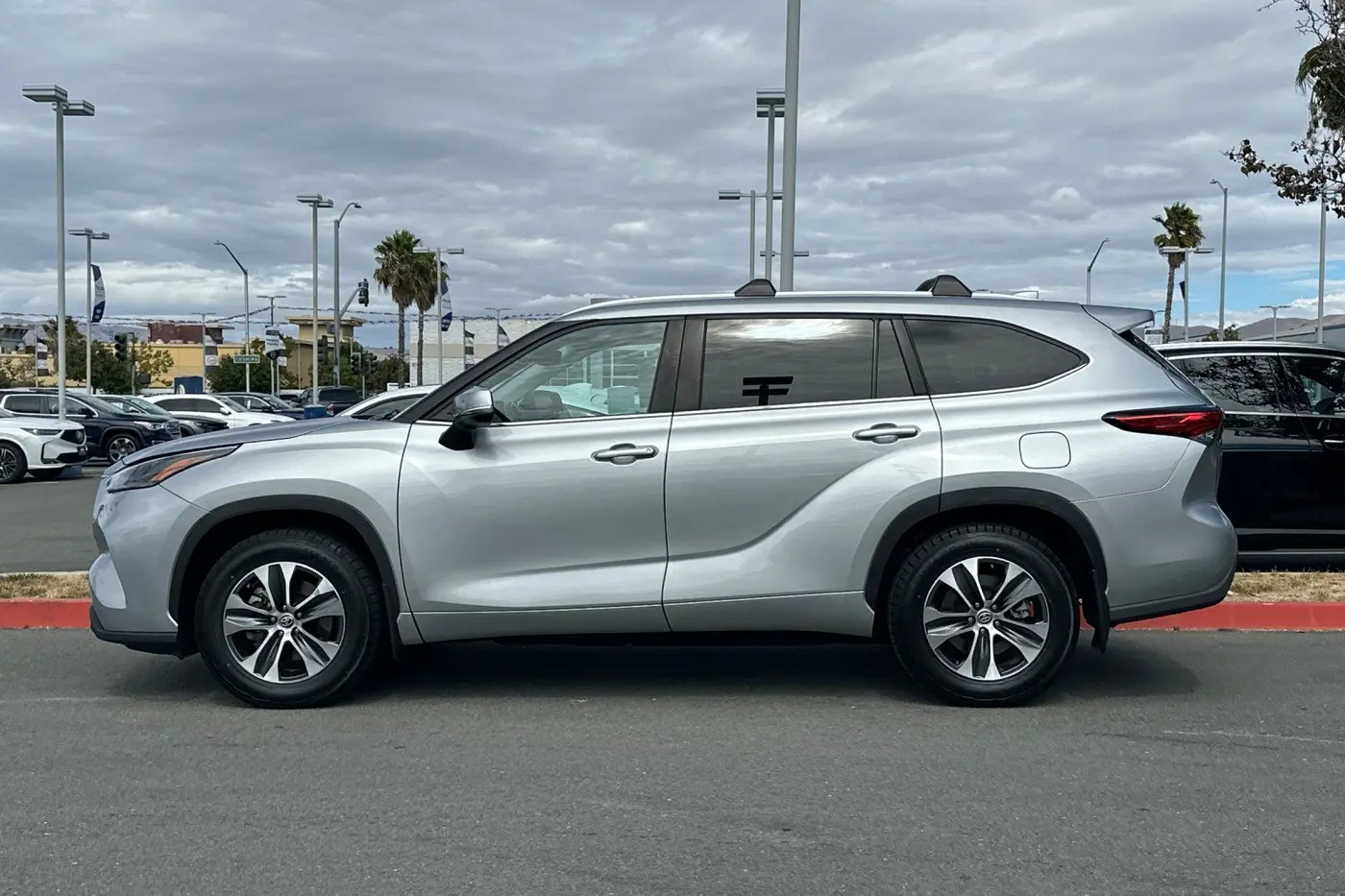 2023 Toyota Highlander - $35,398
