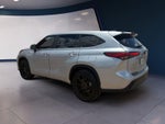 2023 Highlander Thumbnail 3