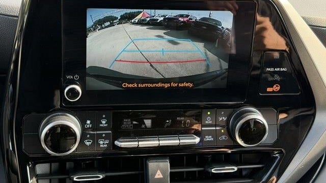 2025 Toyota Highlander LE