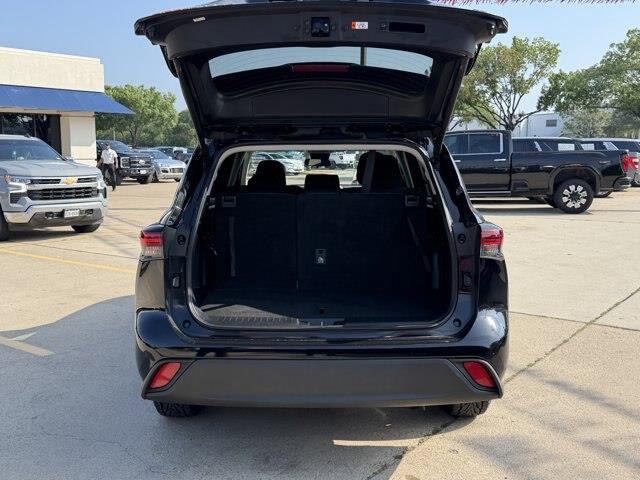 2025 Toyota Highlander - $37,589