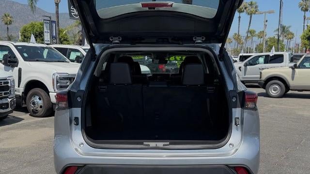 2025 Toyota Highlander LE