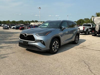 2023 Toyota Highlander LE 4DR SUV