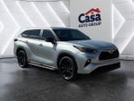 2023 Highlander Thumbnail 1