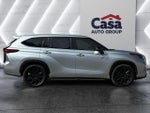 2023 Highlander Thumbnail 15