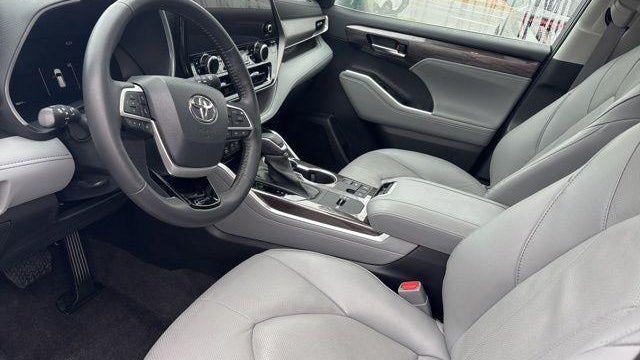 2023 Toyota Highlander Limited