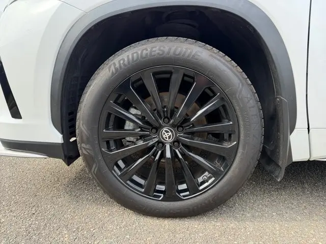 2023 Toyota Highlander - $42,495
