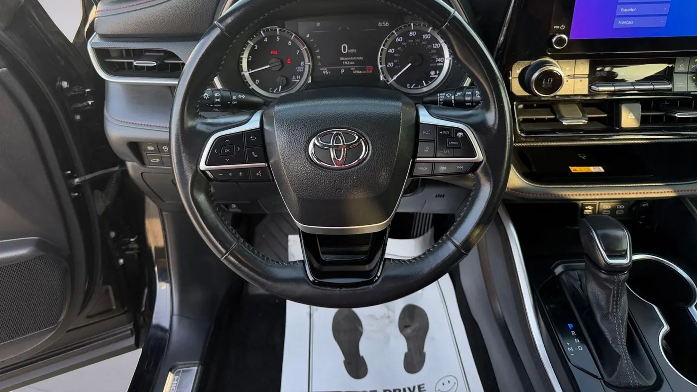 2024 Toyota Highlander XSE
