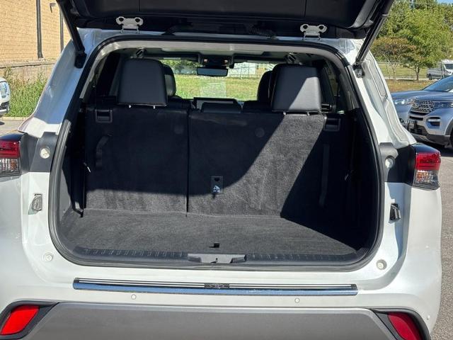 2023 Toyota Highlander - $38,683