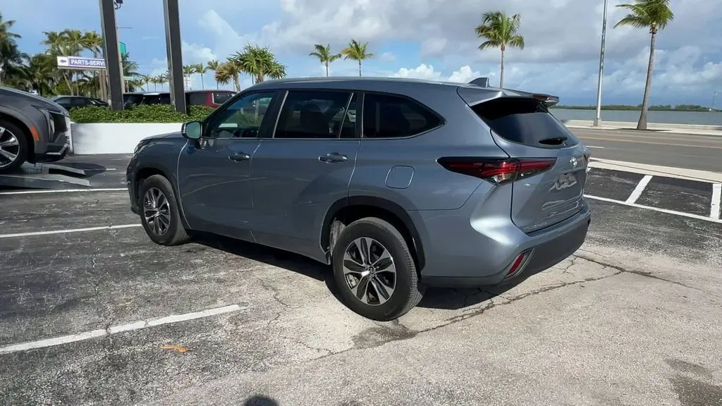 2024 Toyota Highlander - $39,980
