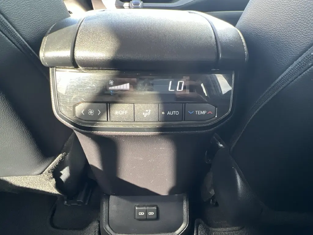 2024 Toyota Highlander - $39,980