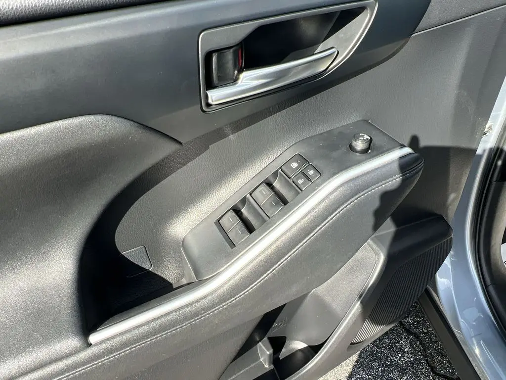 2024 Toyota Highlander - $39,980