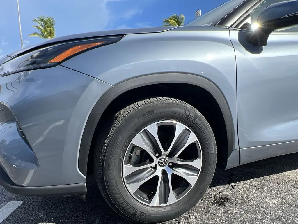 2024 Toyota Highlander - $39,980