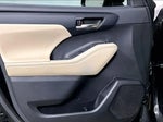 2023 Highlander Thumbnail 23