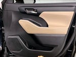2023 Highlander Thumbnail 24