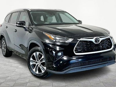 2023 Toyota Highlander LE 4DR SUV