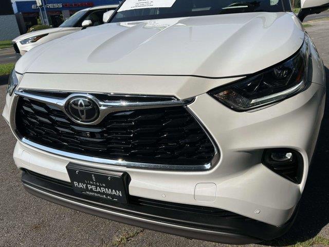 2023 Toyota Highlander - $42,924