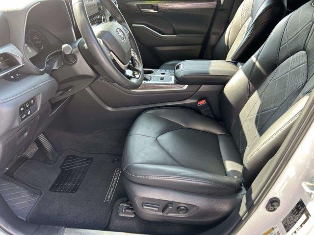 2023 Toyota Highlander - $42,924