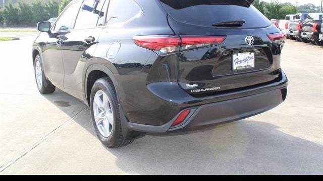 2023 Toyota Highlander LE