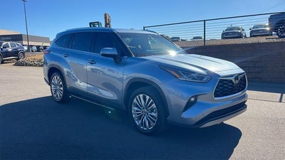 2023 Toyota Highlander Platinum 4DR SUV