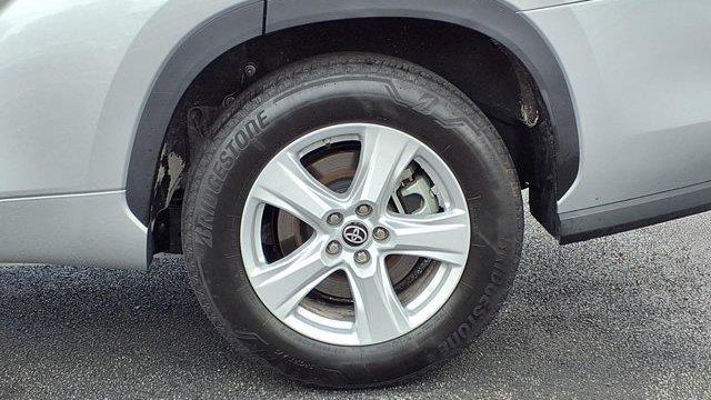 2025 Toyota Highlander LE