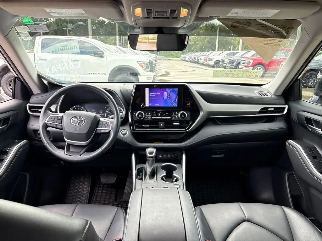 2023 Toyota Highlander - $34,001