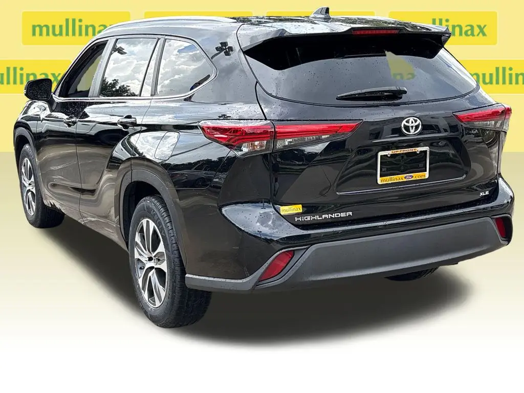 2023 Toyota Highlander - $34,001