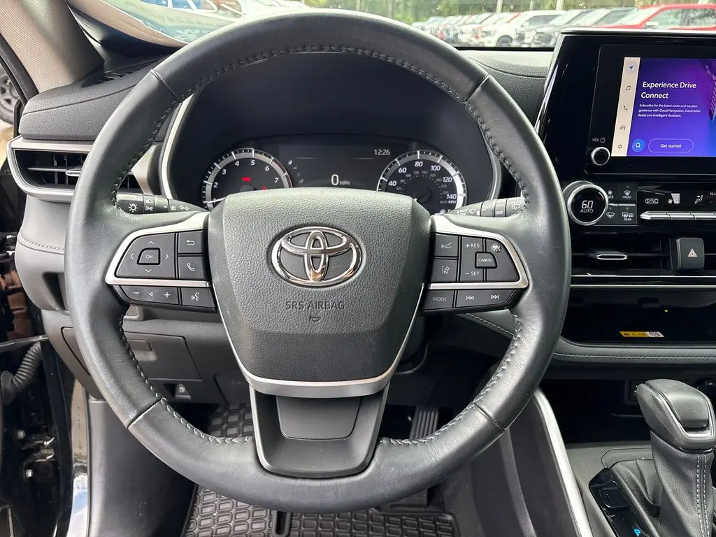 2023 Toyota Highlander - $34,001