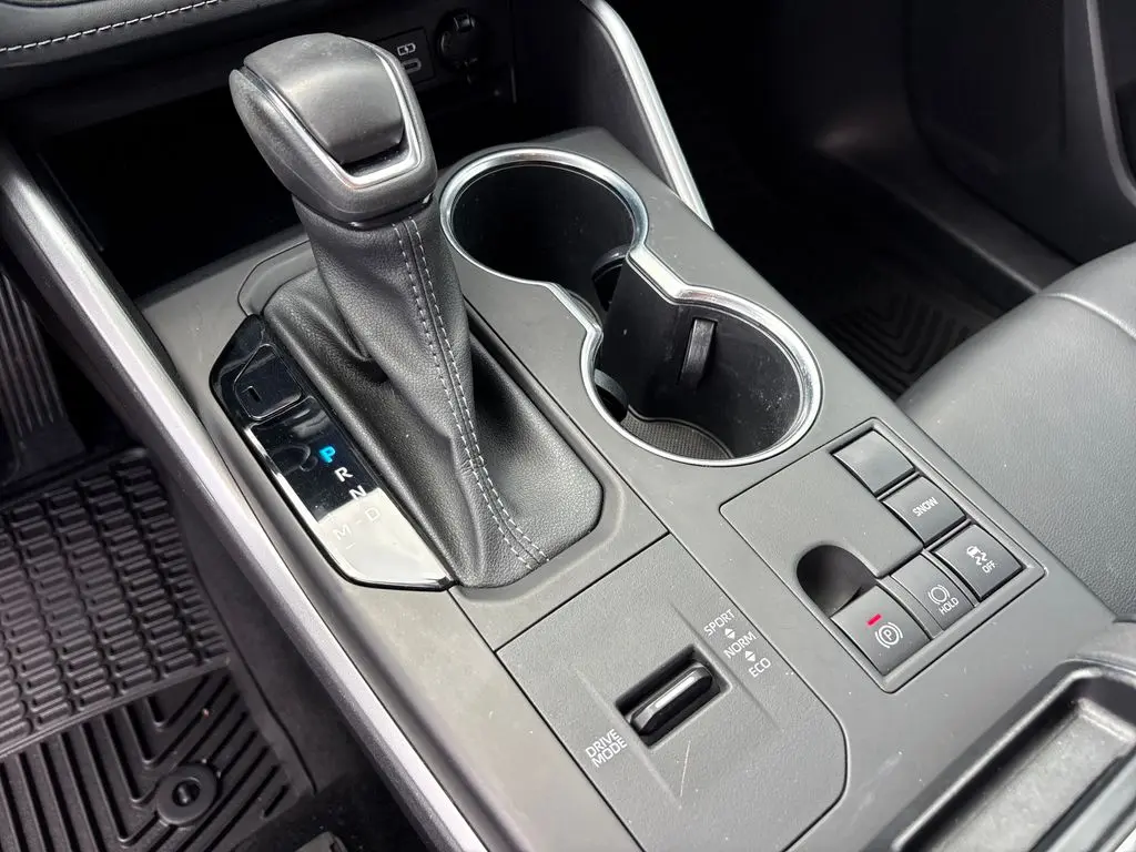 2023 Toyota Highlander - $34,001