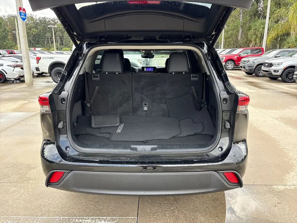 2023 Toyota Highlander - $34,001