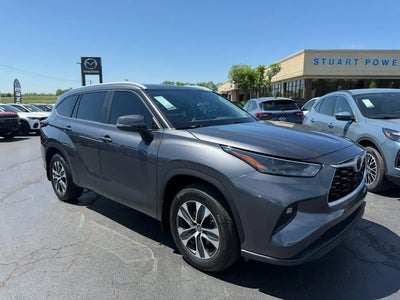 2023 Toyota Highlander LE 4DR SUV