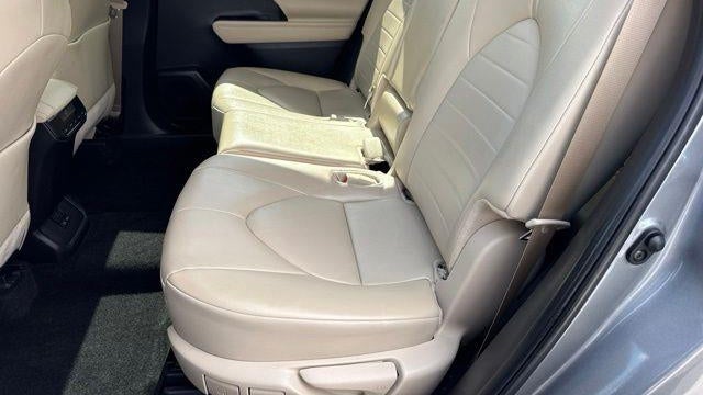 2025 Toyota Highlander LE