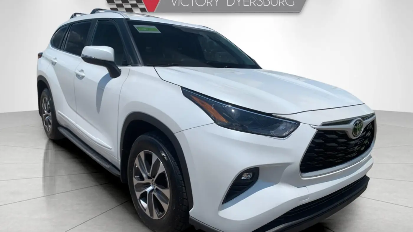 Preowned 2023 Toyota Highlander LE for Sale